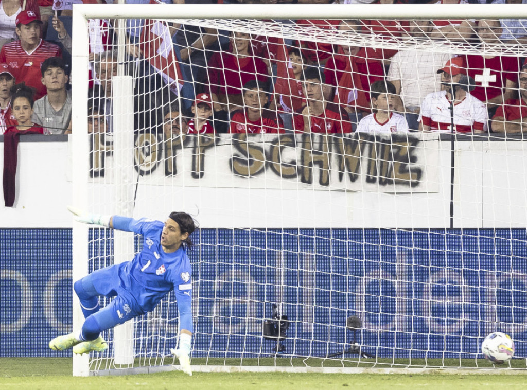 Švajcarski golman Jan Zomer nastavlja karijeru u Interu iz Milana