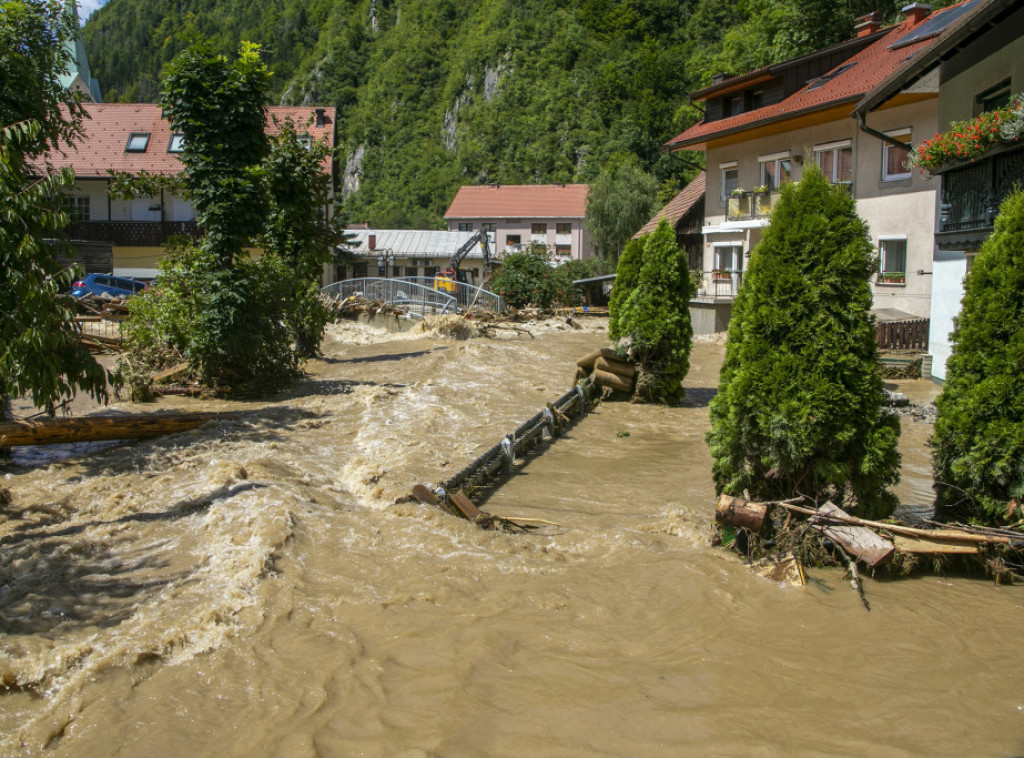 Na nekim mestima u Sloveniji nabujale vode odnele neeksplodirana ubojna sredstva