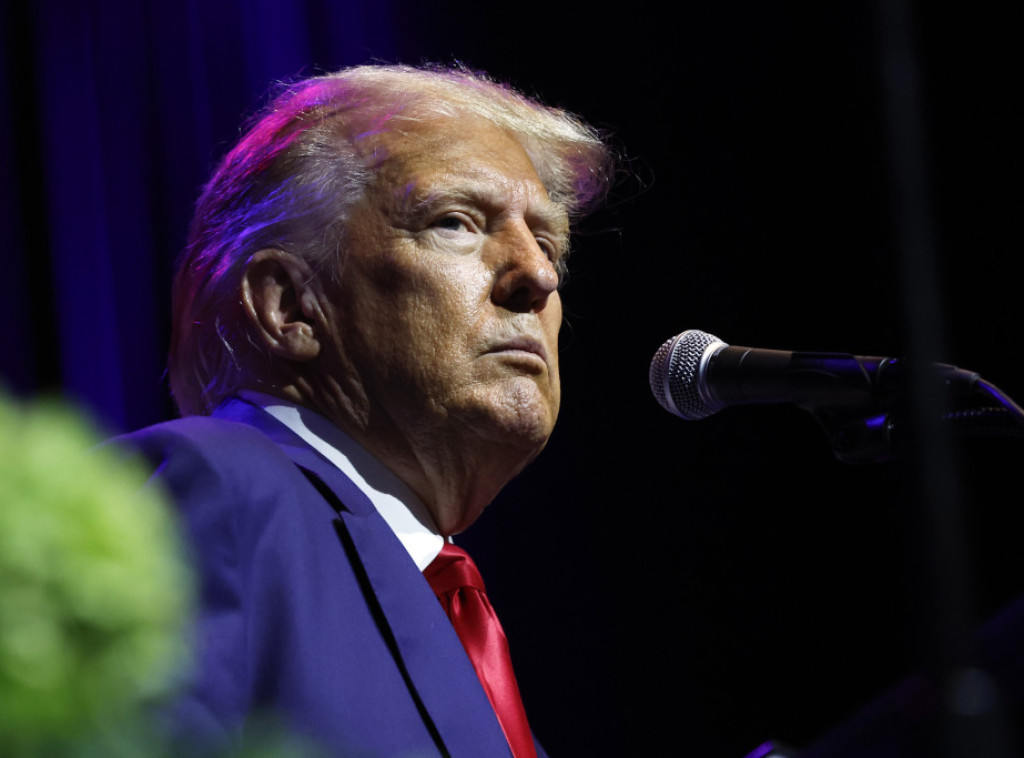 Tramp zapretio Rusiji sankcijama dok se ne postigne mirovni sporazum sa Ukrajinom