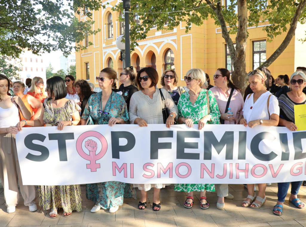BiH: Održani protesti protiv nasilja nad ženama nakon svirepog zločina u Gradačcu