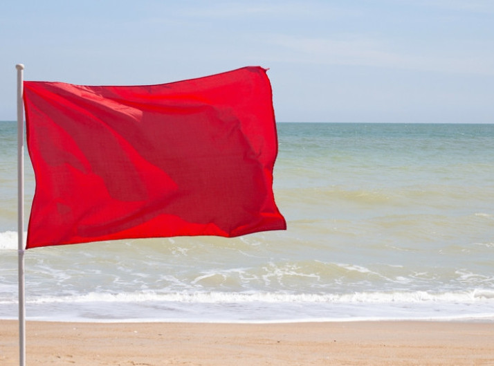 Na dve plaže u Baru zabranjeno kupanje zbog lošeg kvaliteta vode