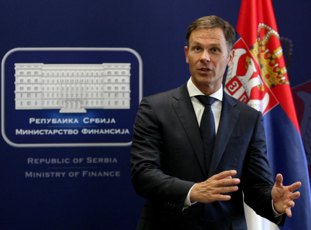 Mali: Prosečna plata u Srbiji u decembru će dostići 840 evra