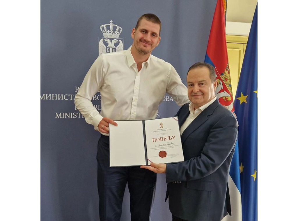 Dačić uručio Jokiću priznanje za promociju ugleda Srbije u svetu