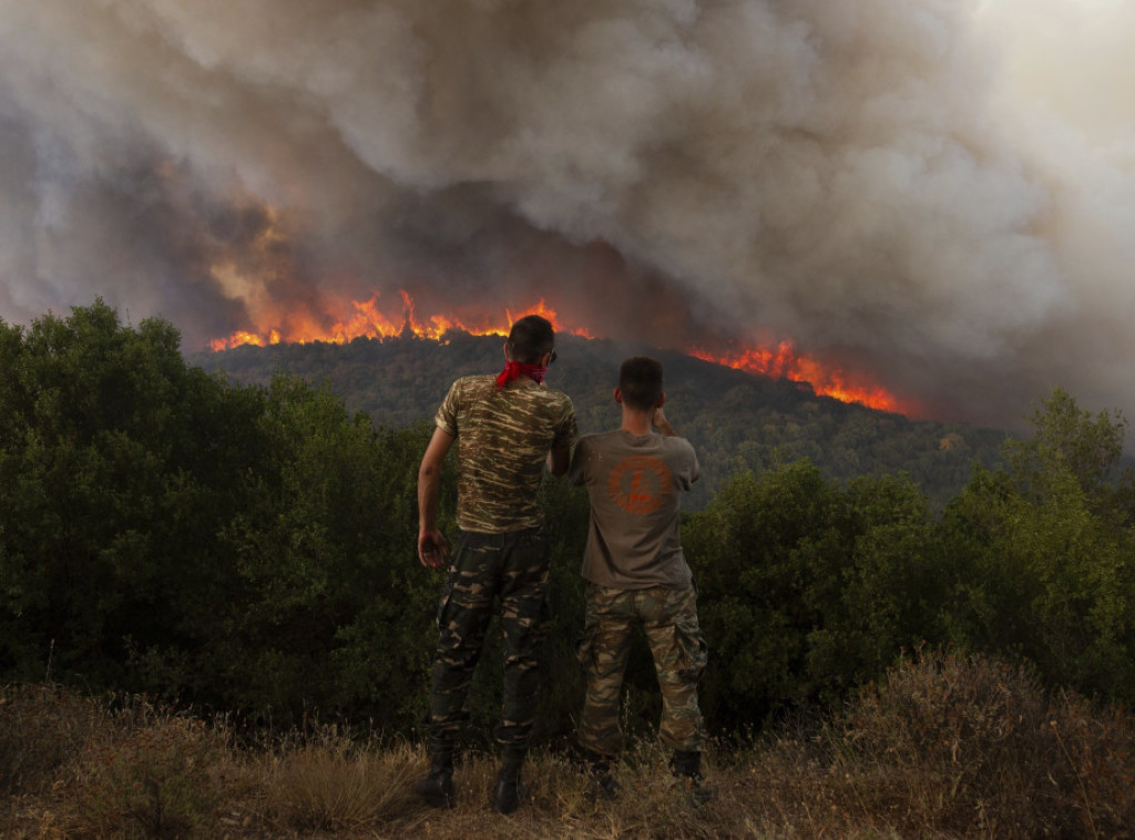 Grčka: Pojačane snage za gašenje požara u Evrosu