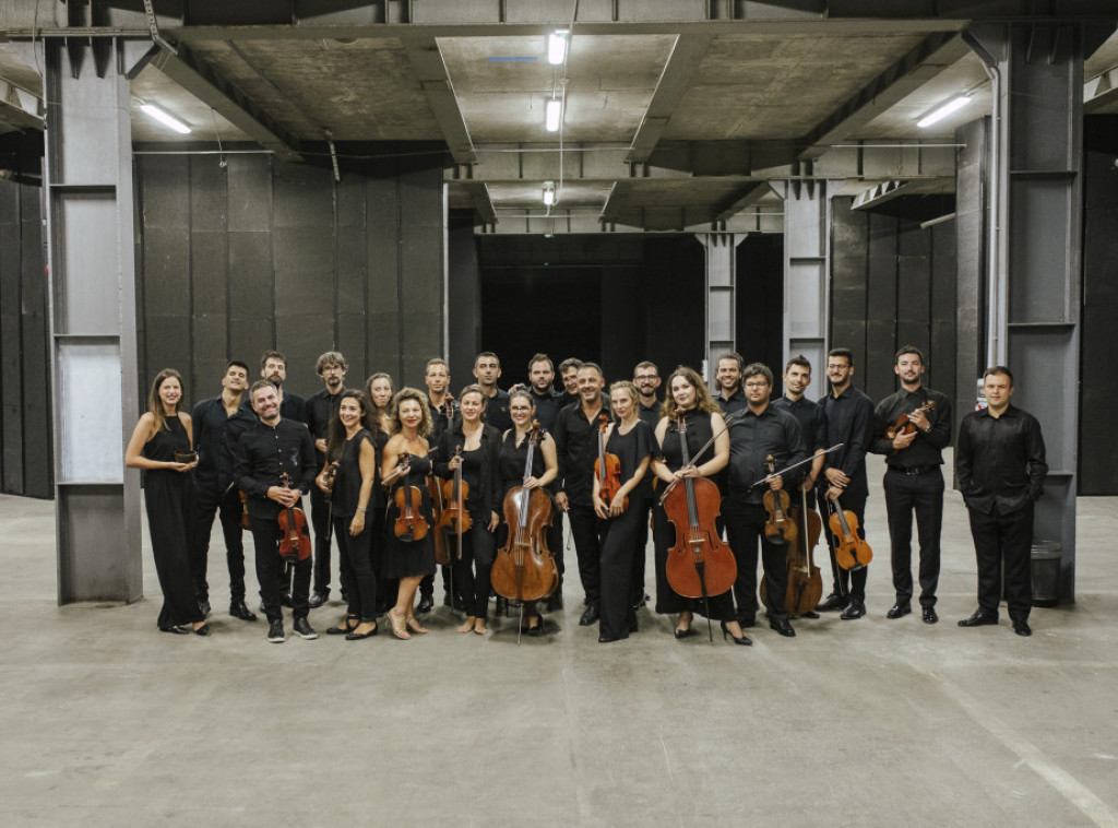 Poklon koncert Novom Sadu: "No Borders Orchestra" nakon 10 godina nastupa u Sinagogi