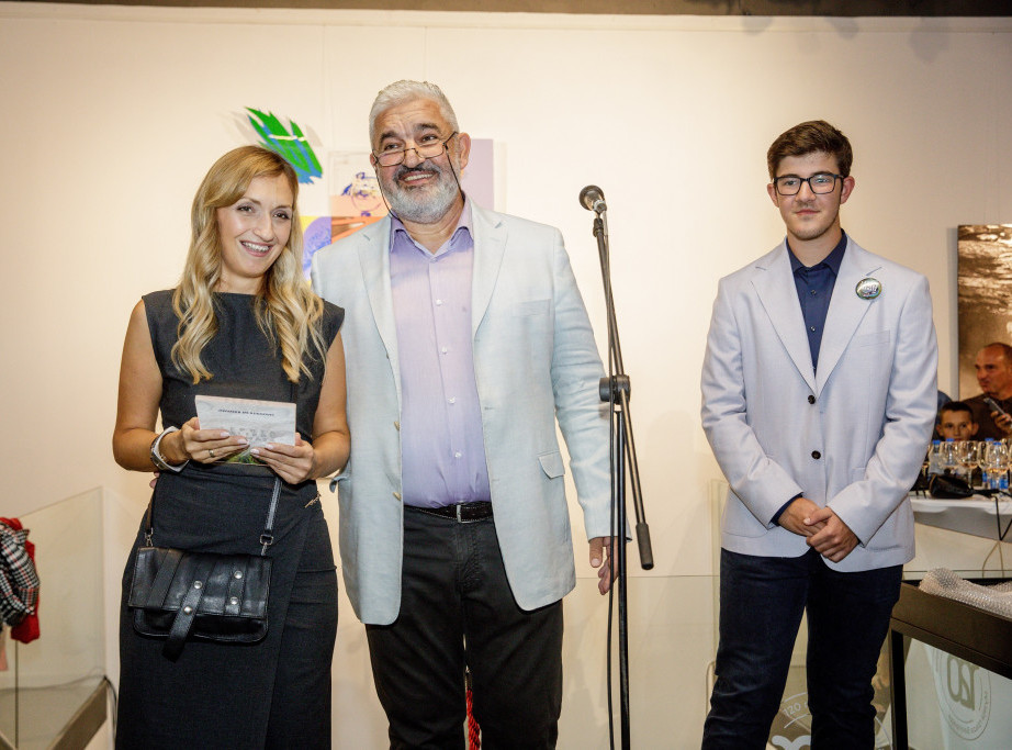 U Salonu Muzeja grada Beograda dodeljene nagrade najboljim autorima na izložbi "Lepota velikog formata"