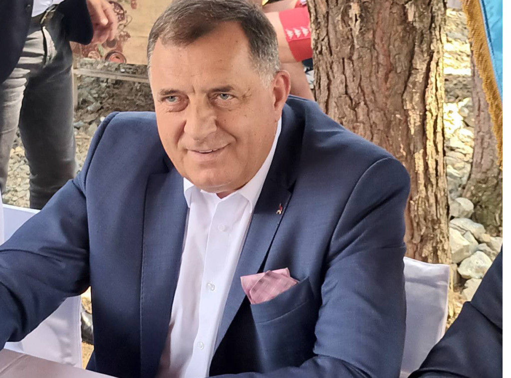 Milorad Dodik poručio Saracinu da Republika Srpska odbacuje svaku vrstu delovanja Kristijana Šmita
