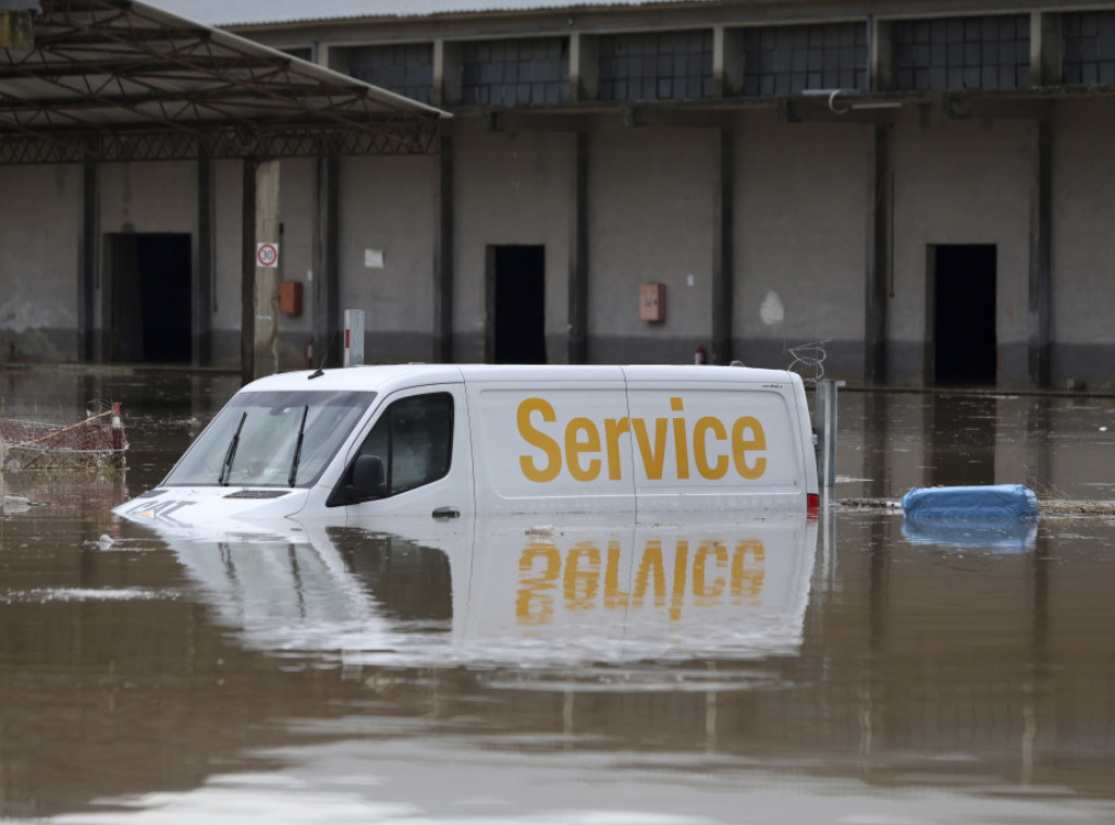 Grčka: Najmanje šest osoba poginulo, više od šest se vode kao nestale nakon oluje