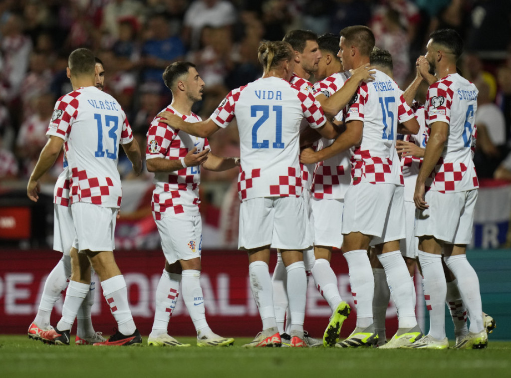 Fudbaleri Hrvatske pobedili Jermeniju, dron nakratko prekinuo meč u Jerevanu