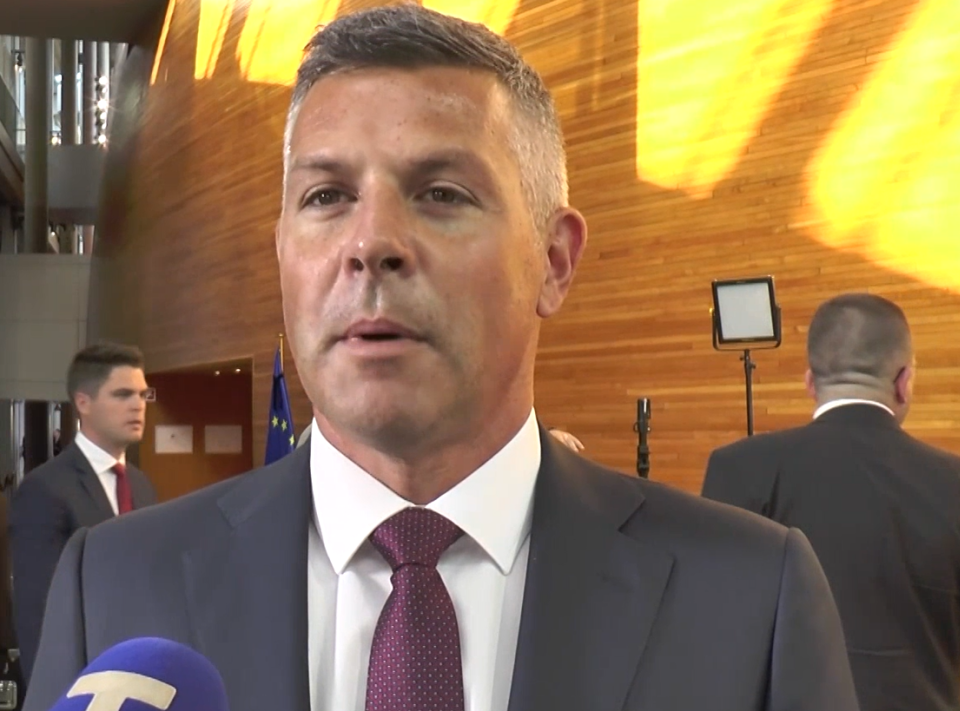 Matjaž Nemec imenovan za izvestioca Evropskog parlamenta za ukidanje viza Srbima na KiM