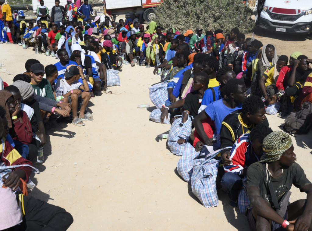 Gradonačelnik Manino: Lampeduza više ne može da prima migrante