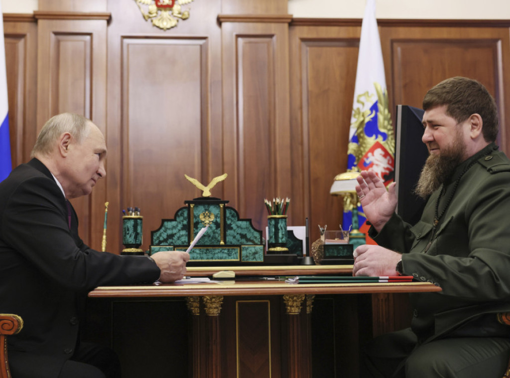 Putin poručio Kadirovu: Poželite momcima sve najbolje, bore se hrabro i herojski
