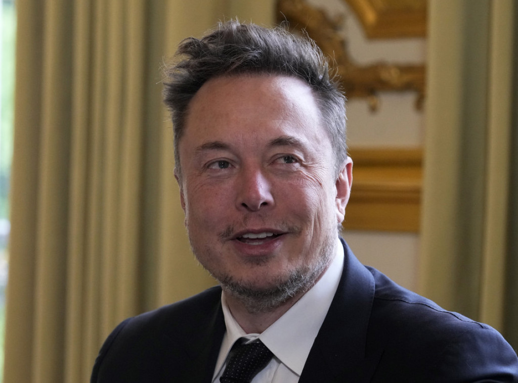 Ilon Mask dobio ugovor sa američkim svemirskim snagama za projekat "Staršild"