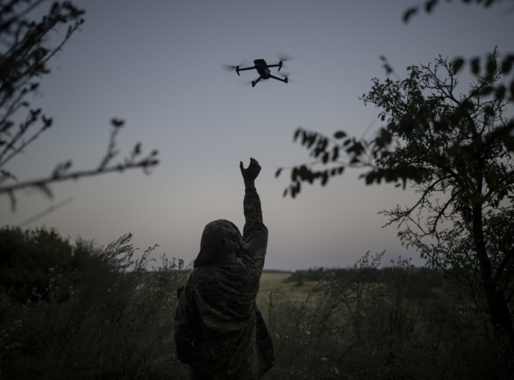 Iznad sedam regiona Rusije tokom noći uništeno 78 ukrajinskih dronova