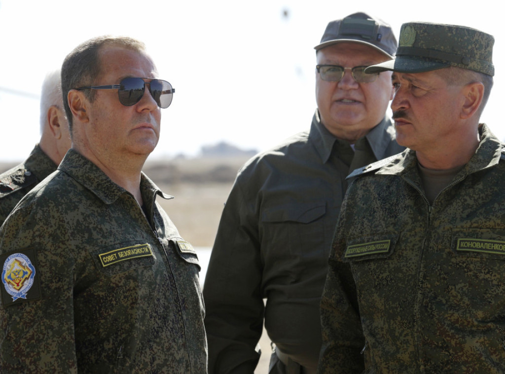 Medvedev: Rusija će nastaviti rat do uništenja nacističkog režima u Ukrajini