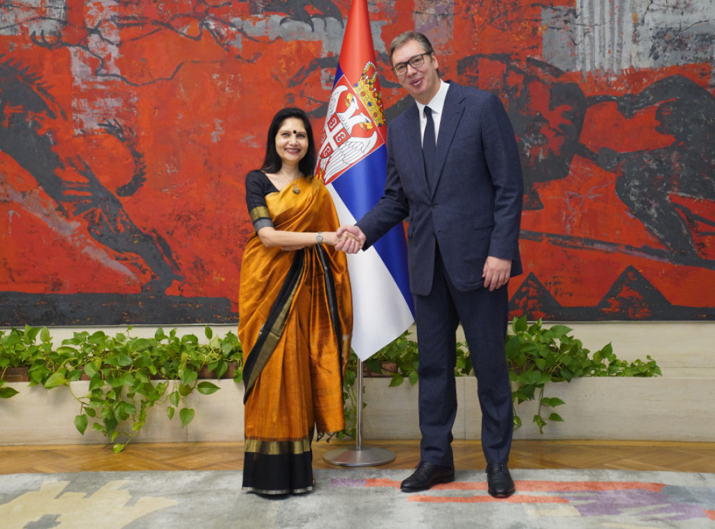 Vucic receives credentials of new Indian ambassador