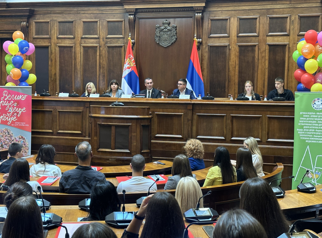 Dečija nedelja u Skupštini Srbije, Orlić otvorio sednicu učeničkih parlamenata
