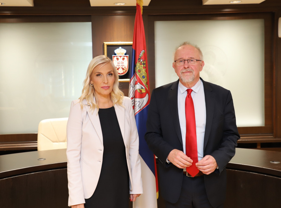 Maja Popović razgovardala sa Aleksom Šeferom o reformskim aktivnostima u pravosuđu