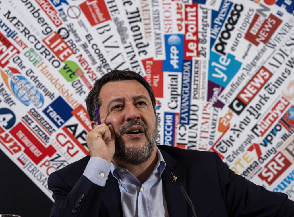 Mateo Salvini: Električni automobili su gomila besmislica koje je nametnuo Brisel