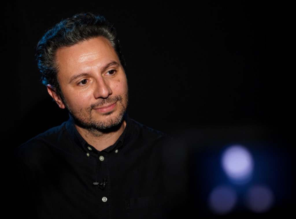 Uroš Tomić: U seriji "Poseta" nema promocije kriminalaca i "batica"