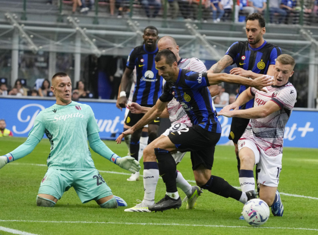 Fudbaleri Intera osvojili samo bod protiv Bolonje, Milan može na čelo Serije A