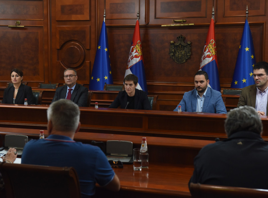 Ana Brnabić sastala se predstavnicima sindikata u kulturi: Vlada spremna da pomogne radnicima u kulturi