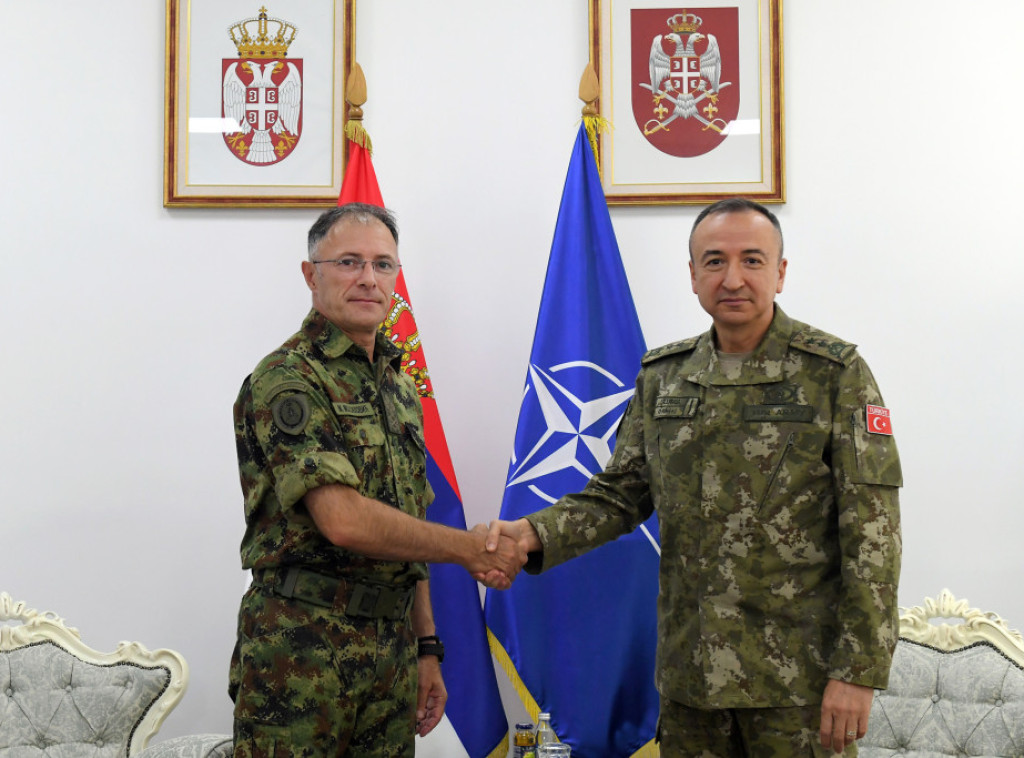 Mojsilović se sastao sa novim komandatom Kfora Ozkanom Ulutašem