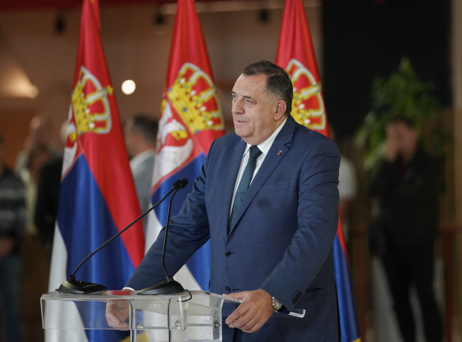 Dodik: Vreme Vučića je vreme najvećeg napretka u Srbiji