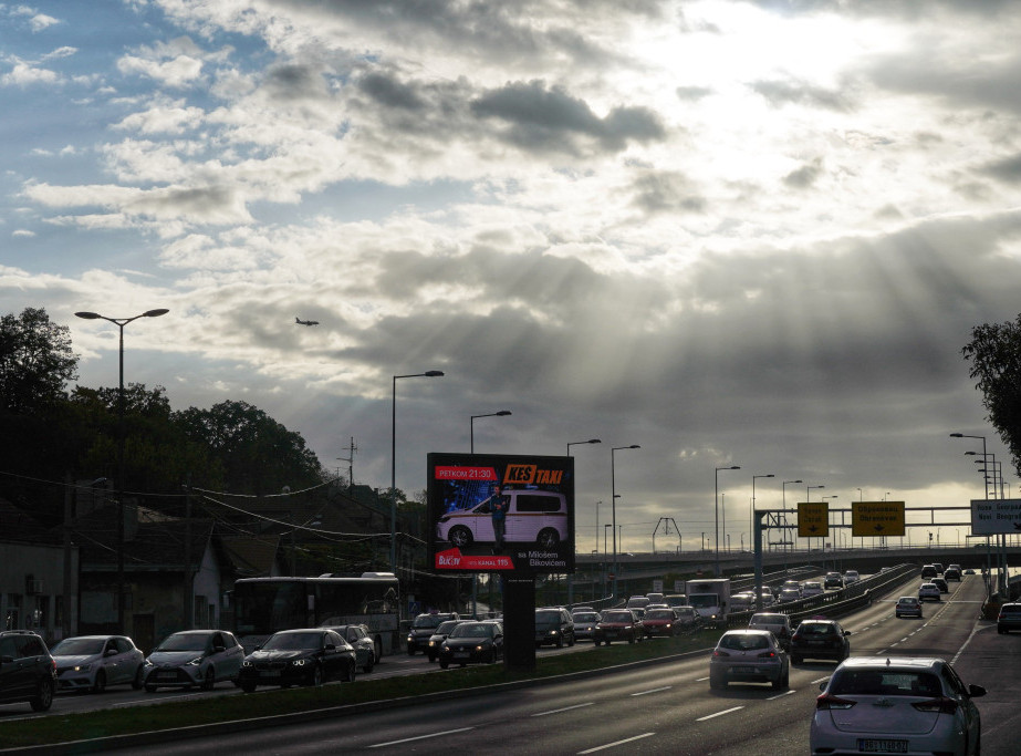 Danas promenljivo oblačno i suvo vreme, najviša dnevna temepratura od 9 do 17 stepeni