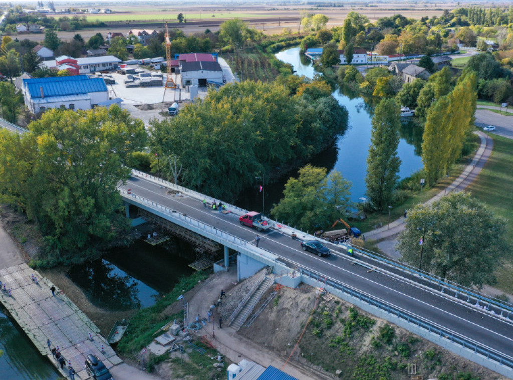 Vesić: Sombor uz izgradnju brze saobraćajnice dobio i rekonstruisani most