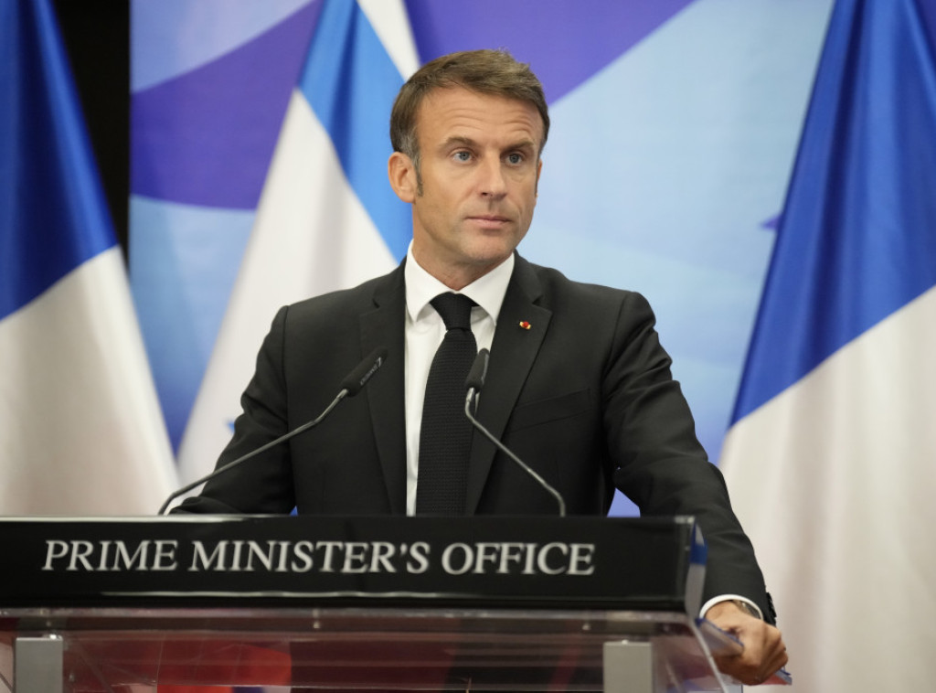 Makron predložio da se koalicija koja se bori protiv ID bori i protiv Hamasa