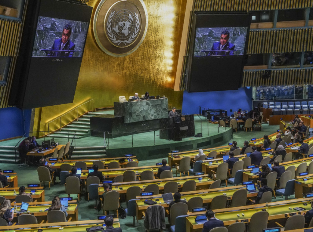 Generalna skupština UN usvojila rezoluciju kojom se poziva na "humanitarno primirje" u Gazi