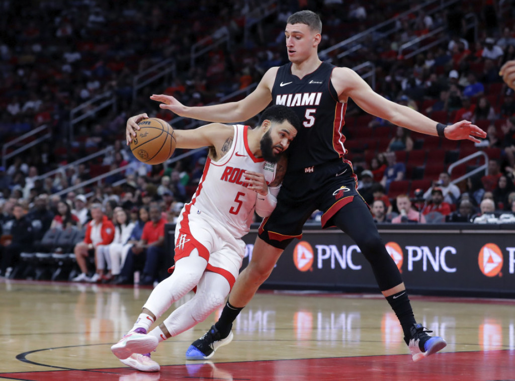 Nikola Jović postigao 8 poena i imao 11 skokova u porazu Majamija od Minesote