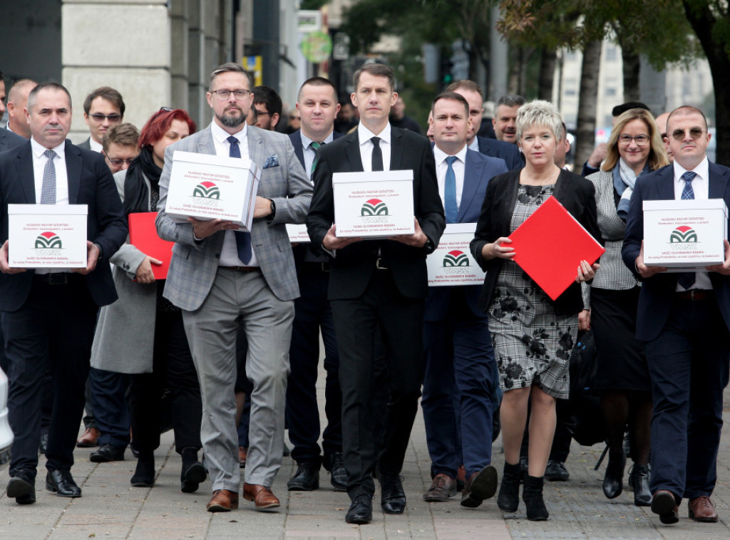 Savez vojvođanskih Mađara predao listu za parlamentrane izbore