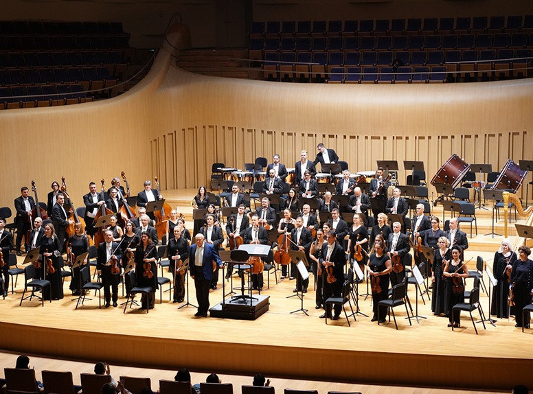 Početak turneje Beogradske filharmonije po Kini: Ovacije nakon nastupa u Sijanu