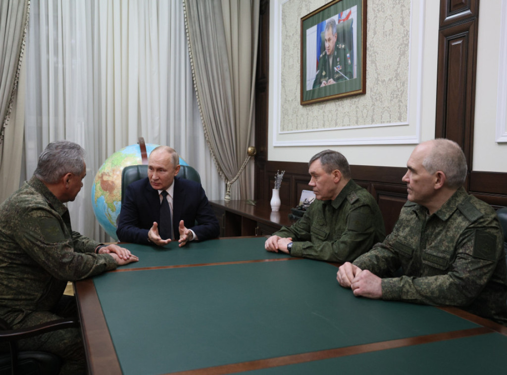 Putin posetio štab Južnog vojnog okruga i primio izveštaj o ratnim operacijama