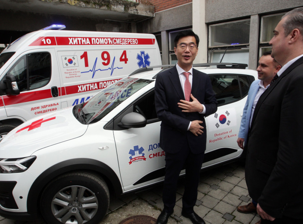 Republika Koreja donirala četiri vozila Domu zdravlja u Smederevu