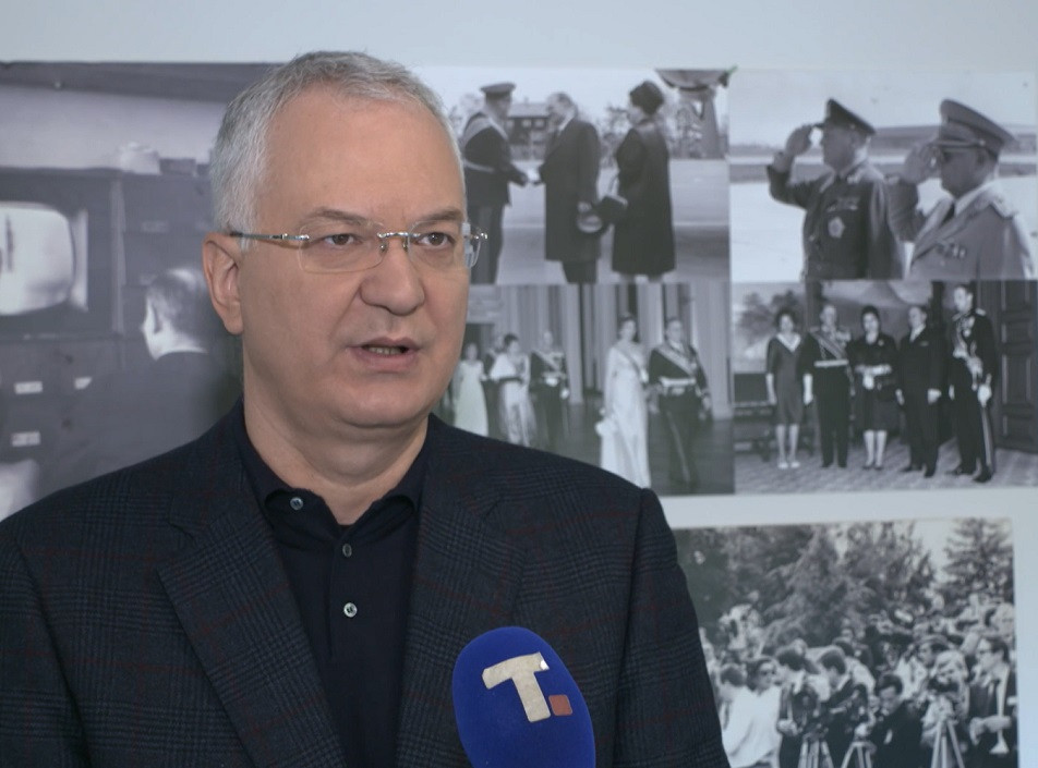 Šutanovac: Priština želi da otegne pregovore kako bi Srbi sami napustili KiM