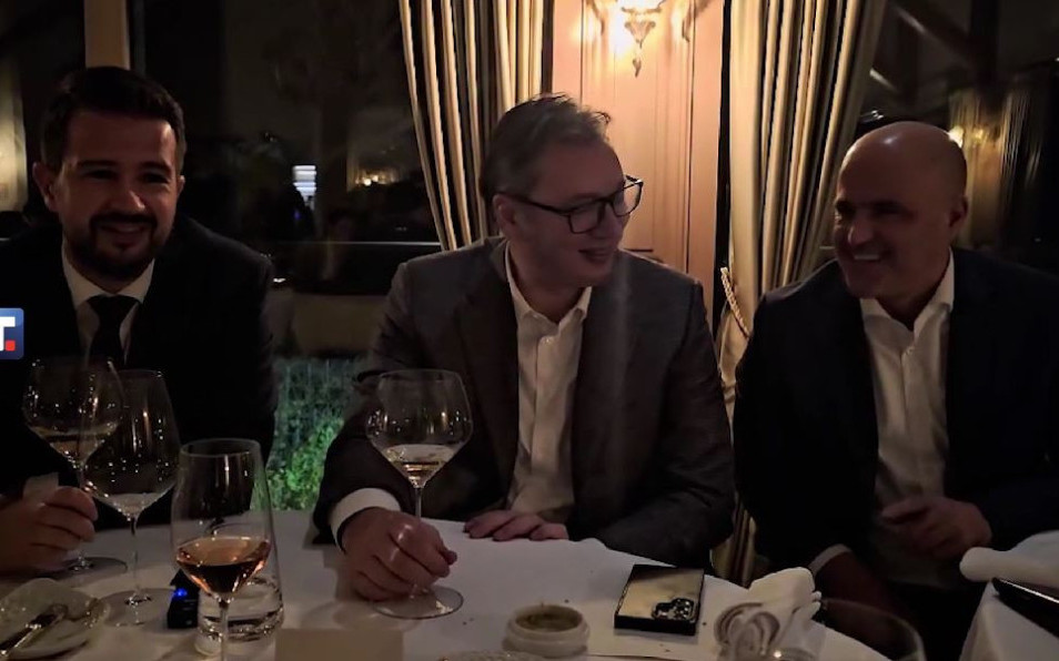 Vučić ugostio Milatovića i Kovačevskog na večeri povodom Sajma vina u Beogradu