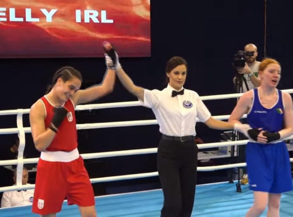 Mlada srpska bokserka Sara Ćirković plasirala se u finale EP, bokseri osvojili četiri bronze
