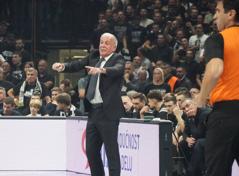 Obradović: Loše odluke u napadu, plus 20 izgubljenih lopti, previše je...