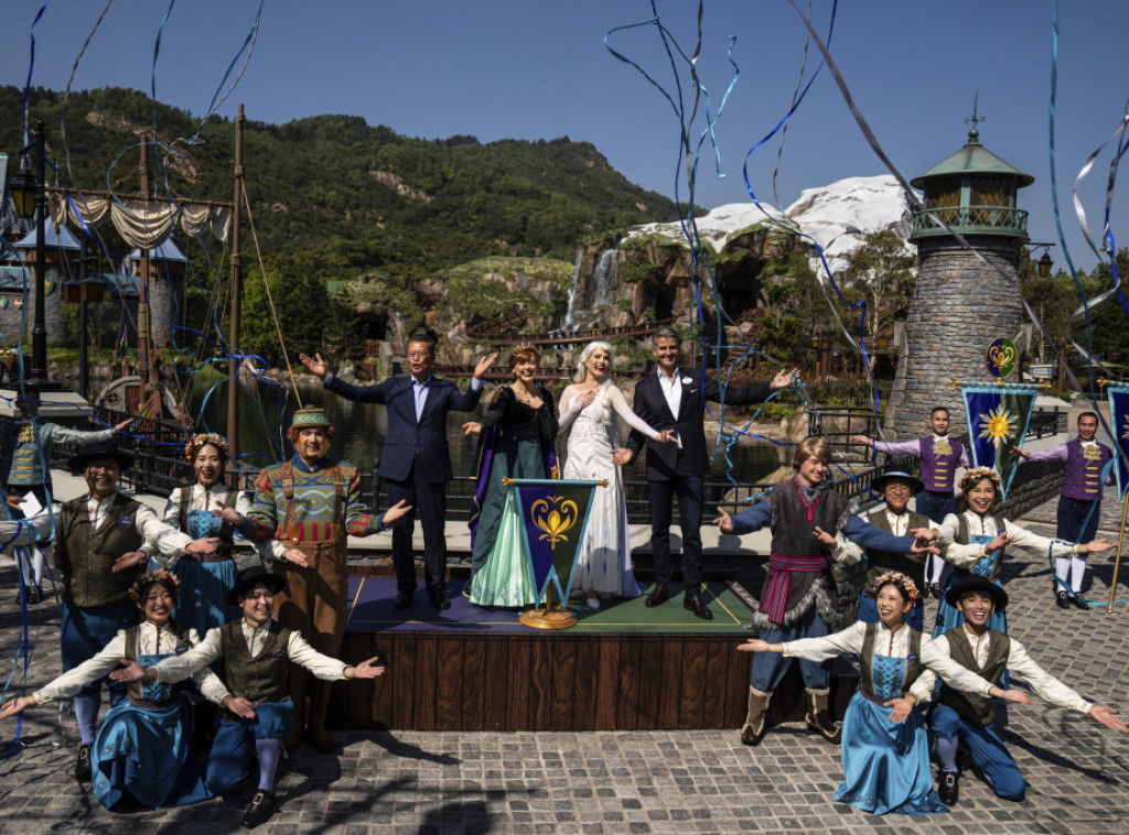 Dizni otvorio u Hongkongu park na temu animacionog filma "Zaleđeno kraljevstvo"