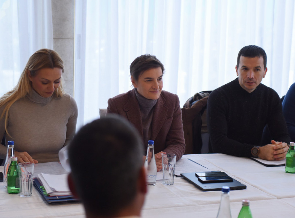 Brnabić: Visok stepen saglasnosti sa ratarima, obustavljene blokade saobraćaja