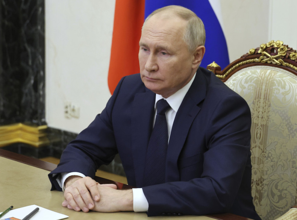 Putin: Zapadni model globalizacije je zastareo i prolazi kroz krizu