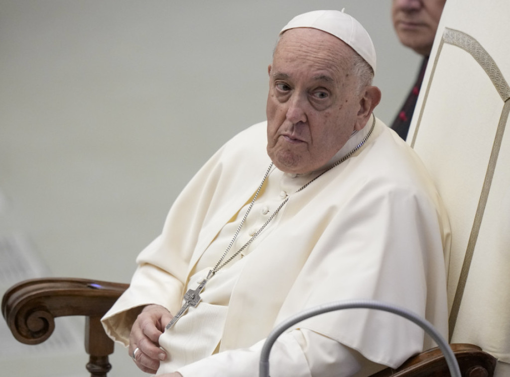 Papa Franja: Bolujem od bronhitisa, ne idem u Dubai
