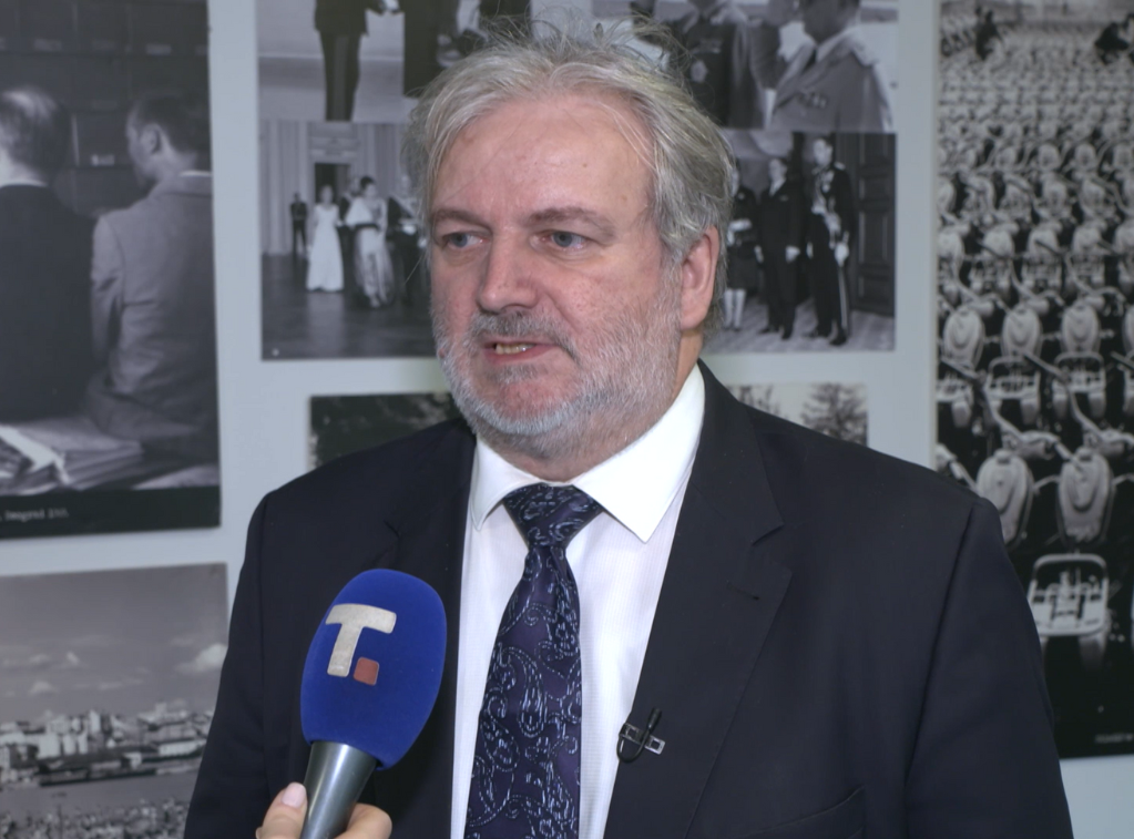 Dragan Bisenić za Tanjug: Novi globalni trio - Tramp, Fon der Lajen i Rute