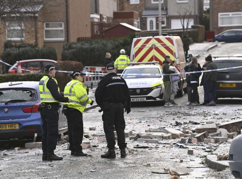 Škotska: Eksplozija u kući u Edinburgu, jedna osoba poginula, dve povređene