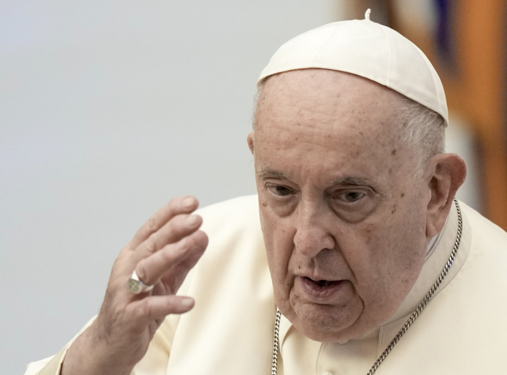 Papa pozvao sve religije da se ujedine protiv uništavanja životne sredine