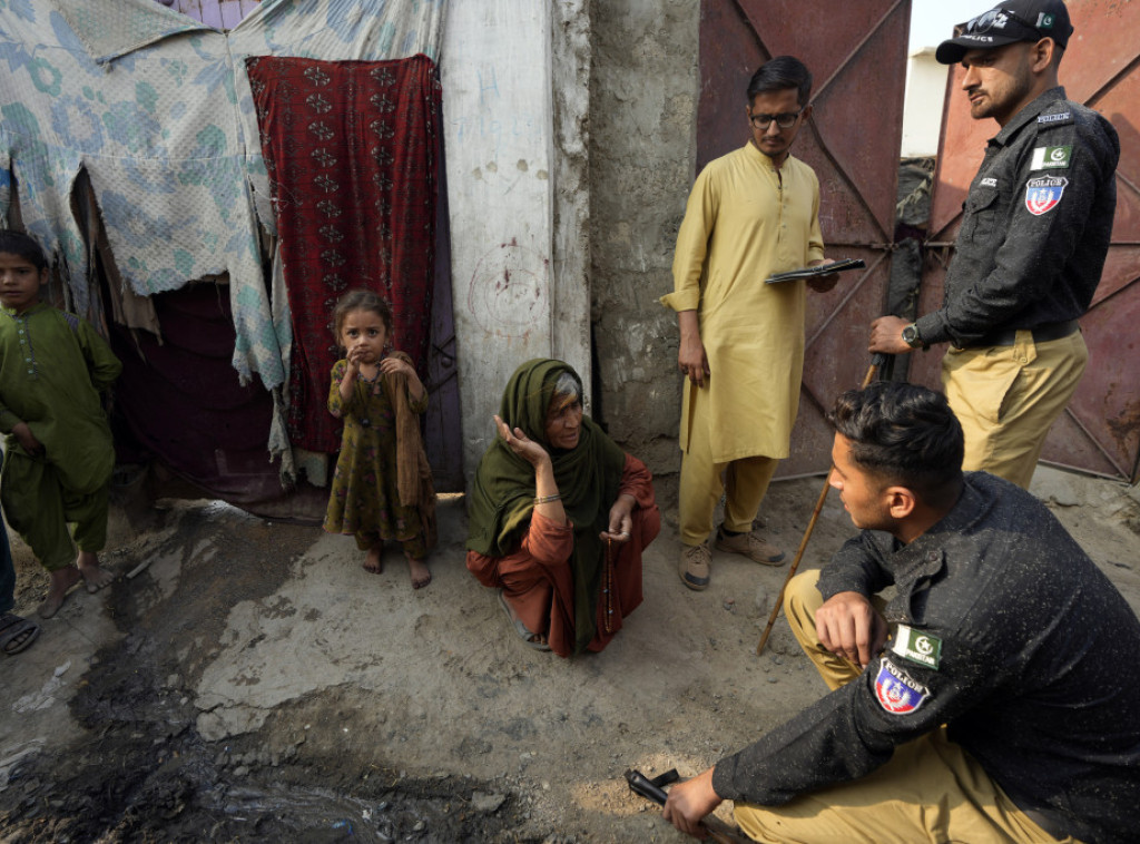Agencija UN za izbeglice: Avganistanci će umirati na oštroj zimi ako ne bude odgovarajućeg skloništa