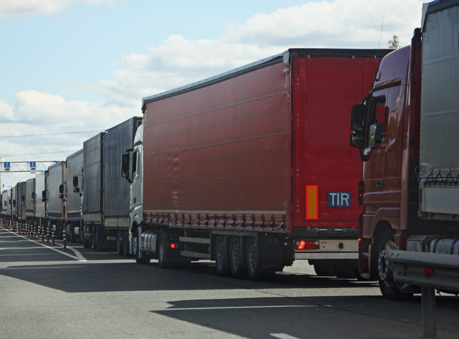 Za teretnjake teže od pet tona od sutra otvoren i granični prelaz Trbušnica - Šepak